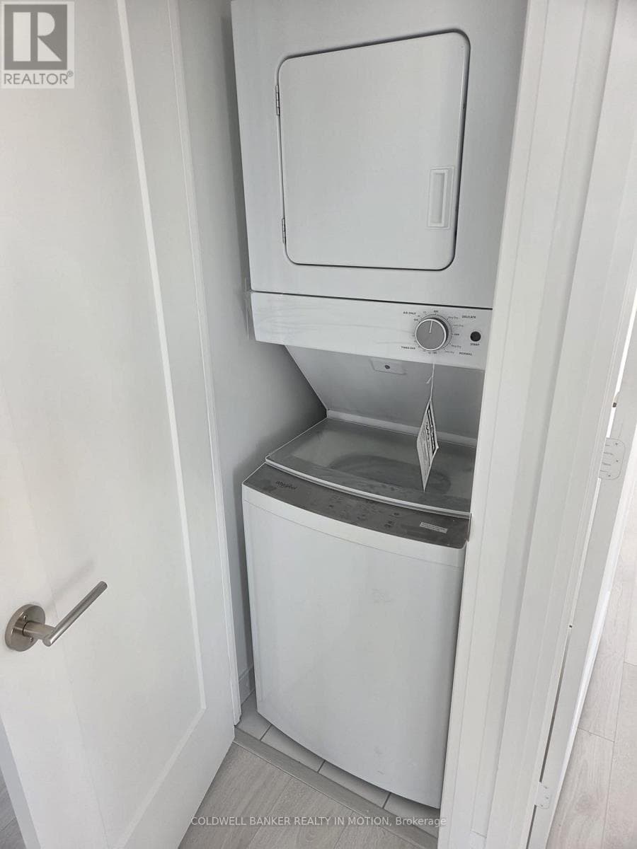 21 - 412 SILVER MAPLE ROAD — Oakville (JM Joshua Meadows) - Main photo