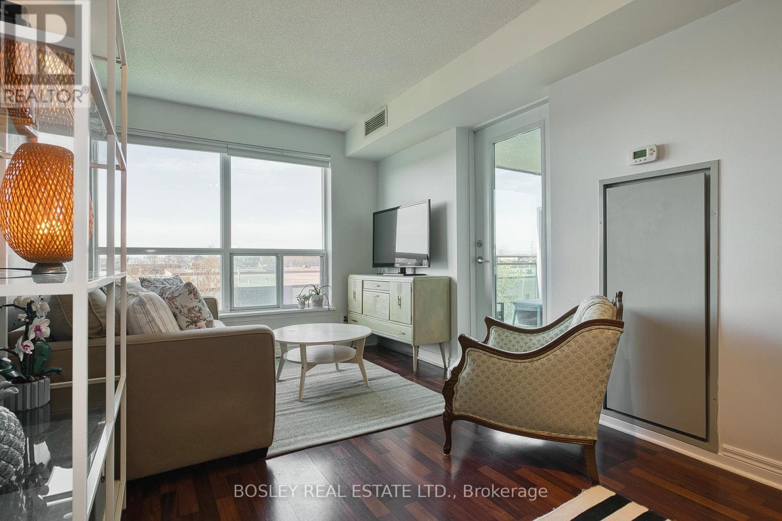 326 - 60 FAIRFAX CRESCENT — Toronto (Clairlea-Birchmount), Ontario - Main photo