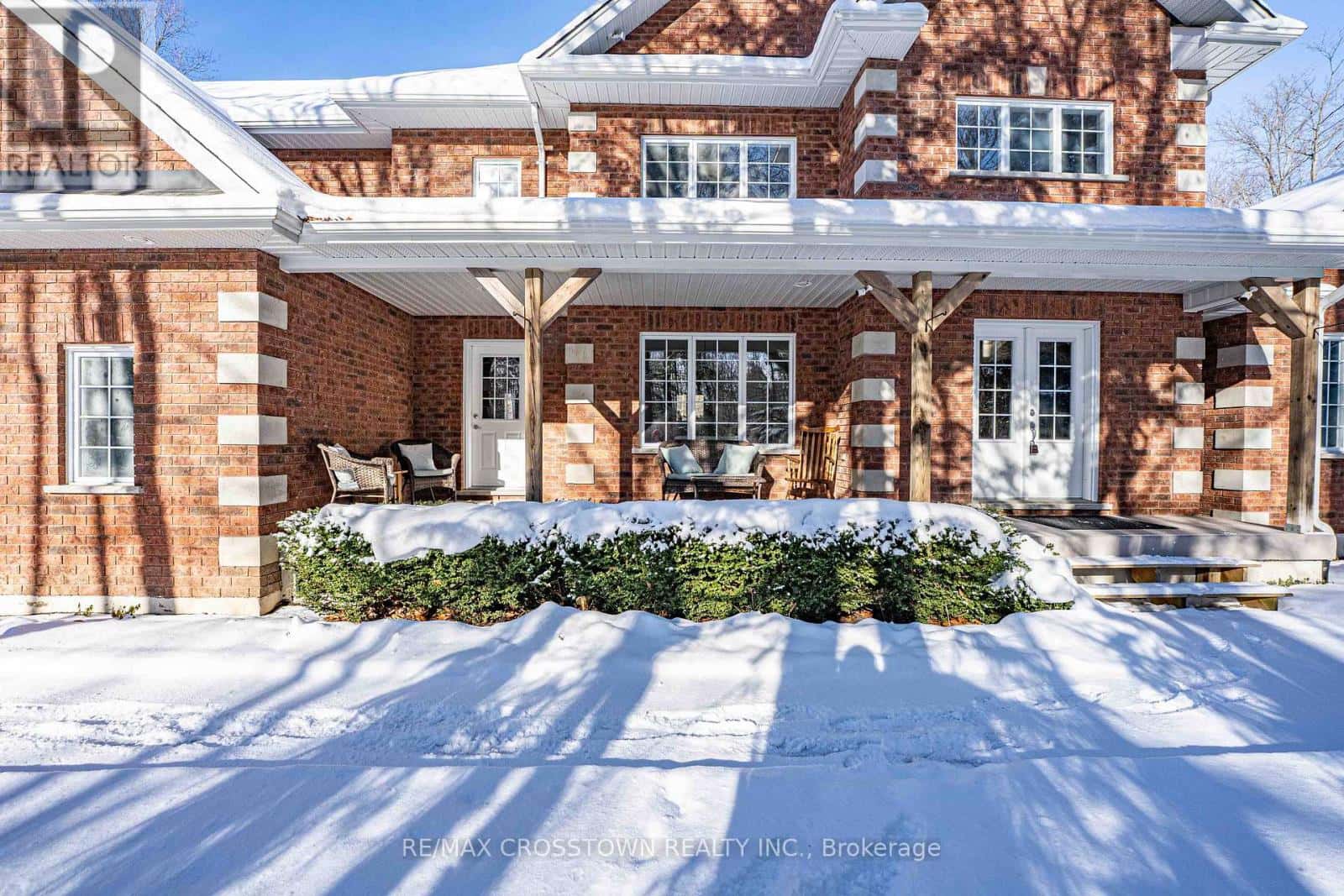 19 GILLESPIE TRAIL S — Essa, Ontario - Photo 2 of 49