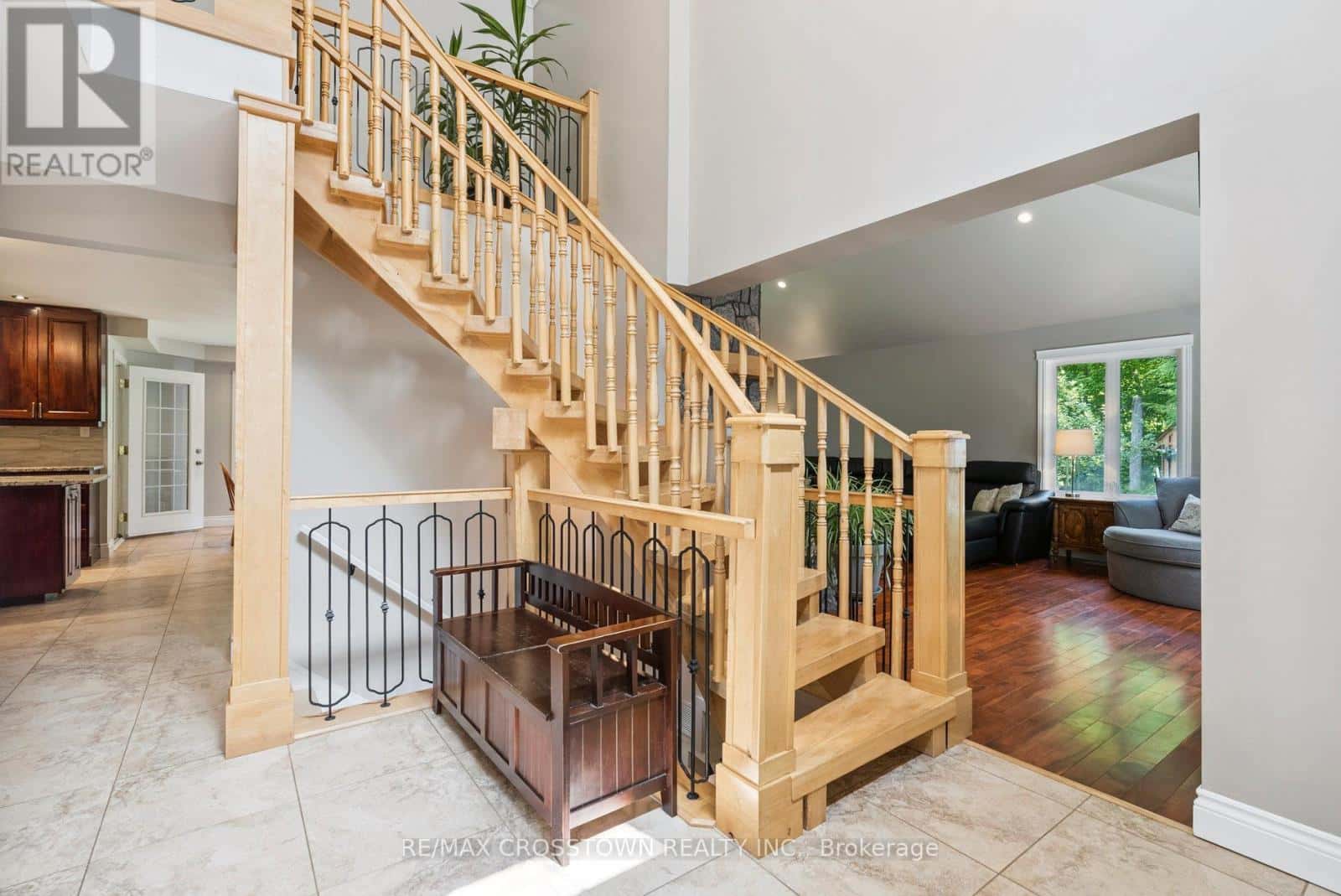 19 GILLESPIE TRAIL S — Essa, Ontario - Photo 5 of 49