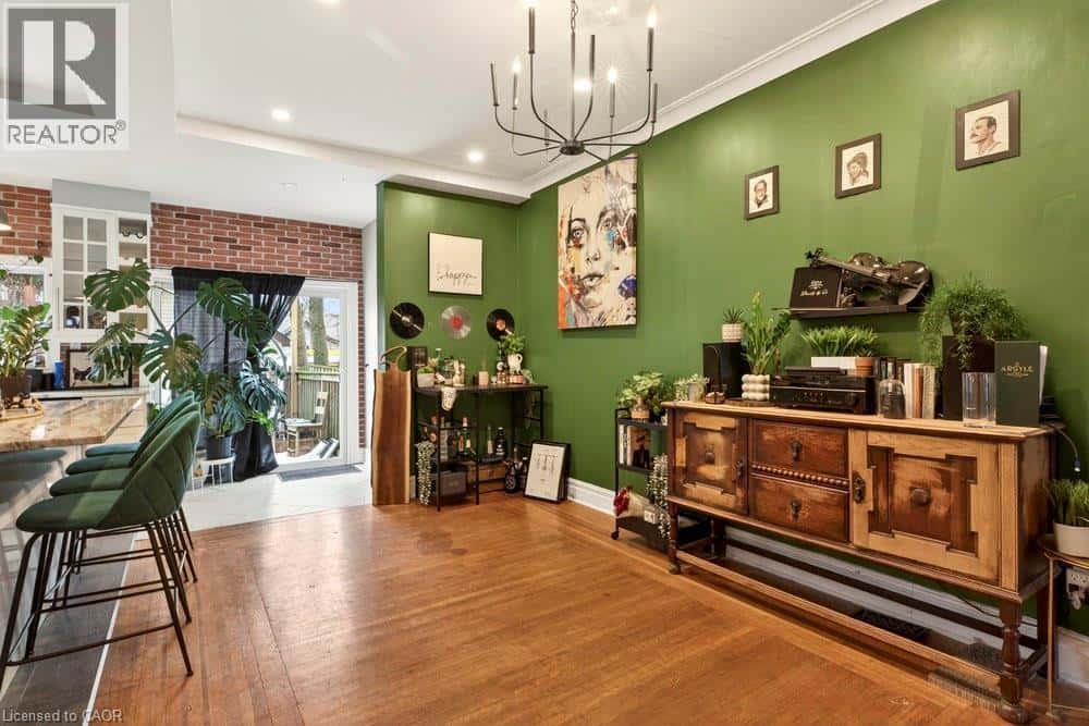 Hamilton — Hamilton - Photo 2 of 37