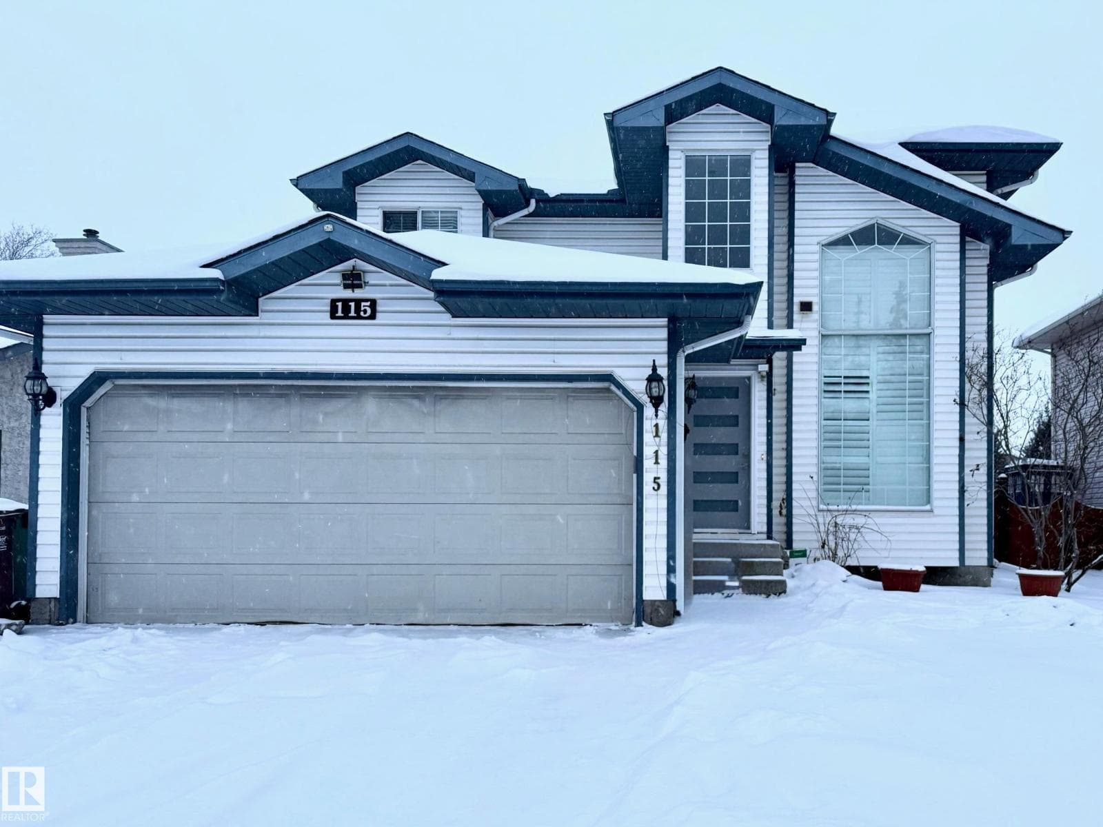 115 DEER RIDGE DR — St. Albert, Alberta - Main photo
