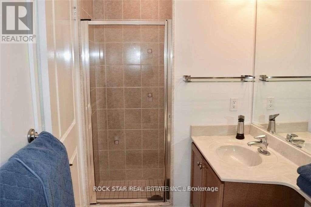 Mississauga (City Centre) — Mississauga (City Centre) - Main photo