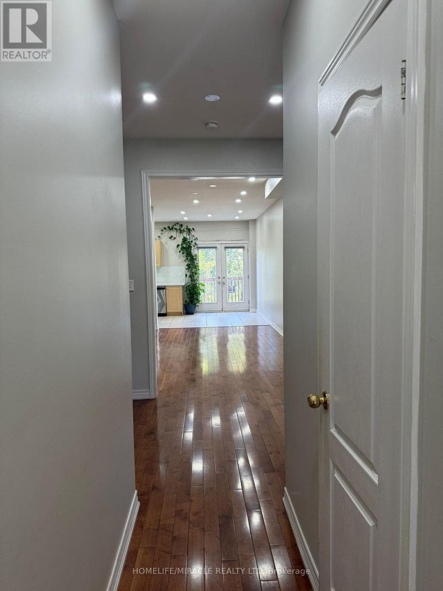 Brampton (Downtown Brampton) — Brampton (Downtown Brampton) - Main photo