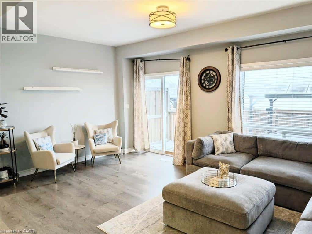 137 LORMONT Boulevard — Stoney Creek - Photo 5 of 31