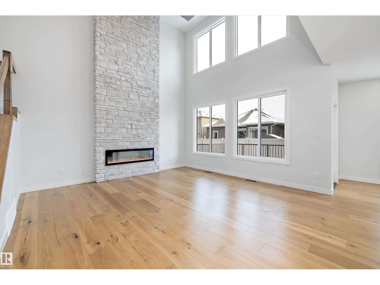 Edmonton — Edmonton - Photo 2 of 49