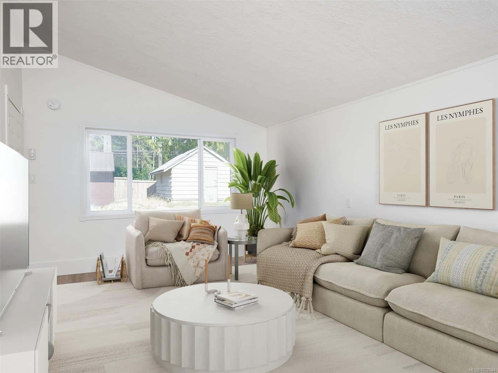 Shawnigan Lake — Shawnigan Lake - Photo 3 of 53