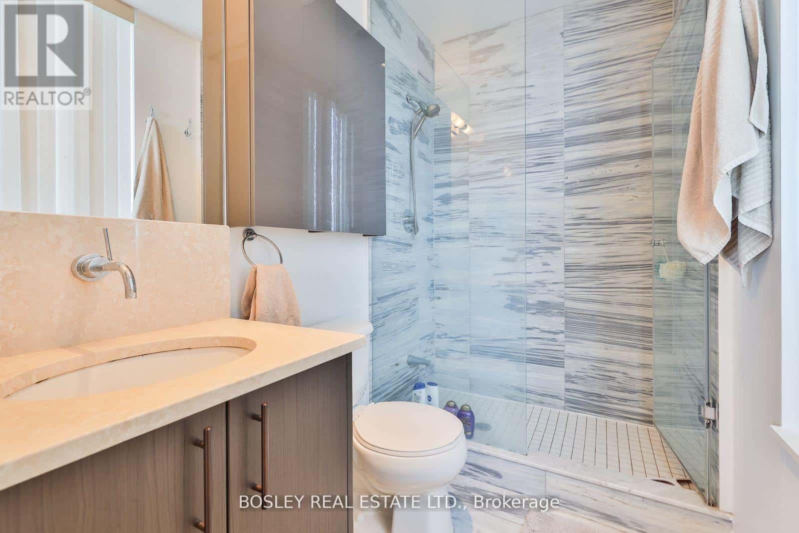 Toronto (Niagara) — Toronto (Niagara) - Photo 2 of 26