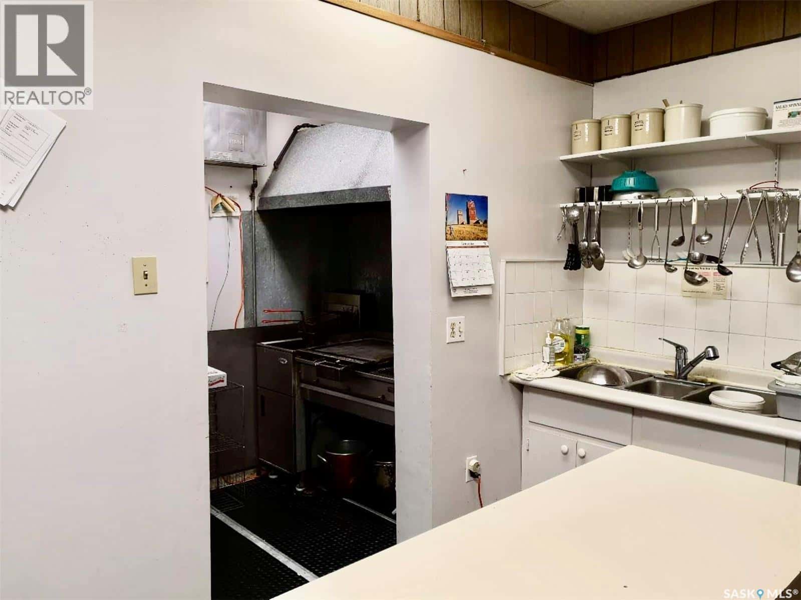 111 Main STREET — Nokomis - Photo 4 of 8