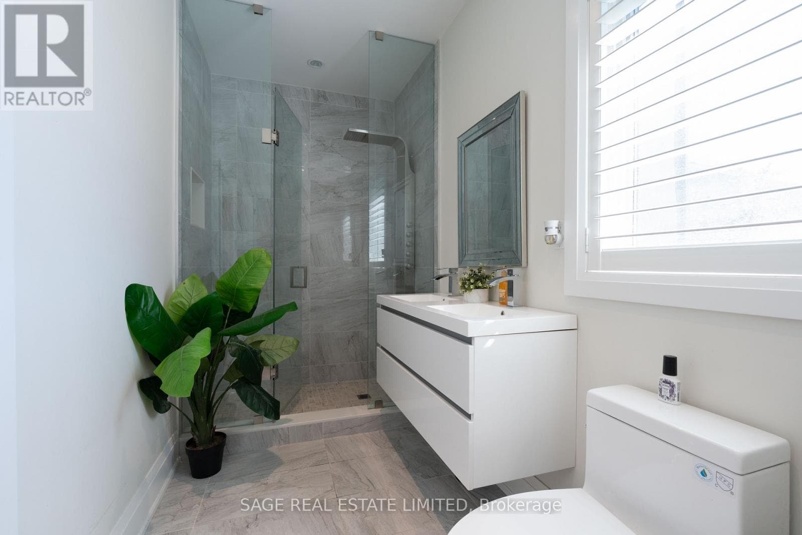 Caledon — Caledon - Main photo