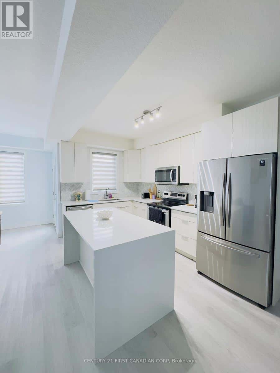 London South (South W) — London South (South W) - Photo 3 of 24