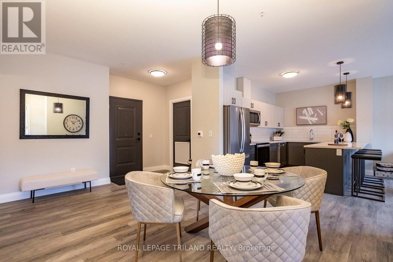 London South (South E) — London South (South E) - Main photo