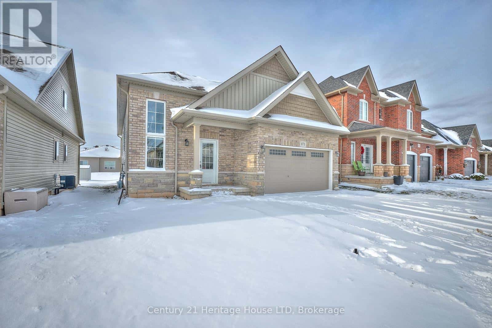 871 BURWELL STREET — Fort Erie (Lakeshore), Ontario - Photo 3 of 23