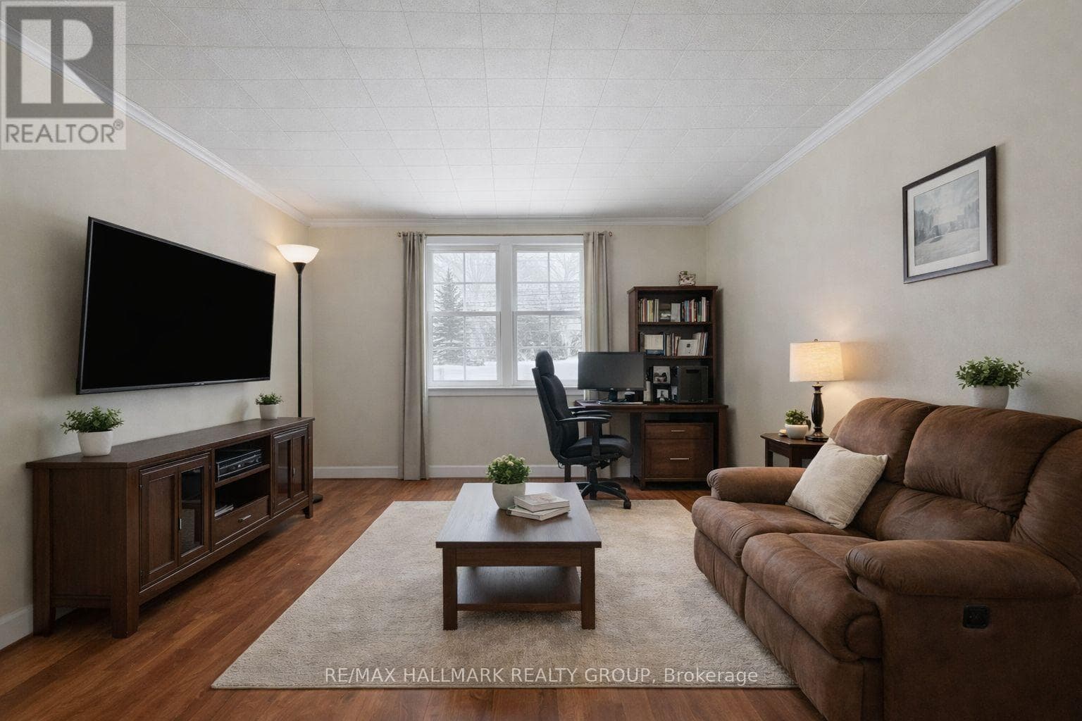 702 FRONT STREET — Pembroke - Main photo