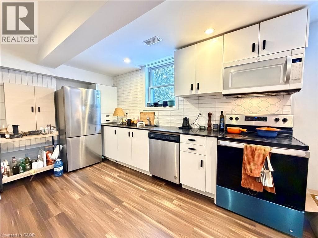 Kitchener — Kitchener - Main photo