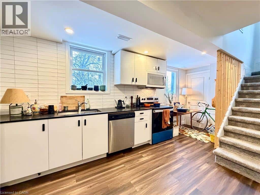 Kitchener — Kitchener - Photo 5 of 17