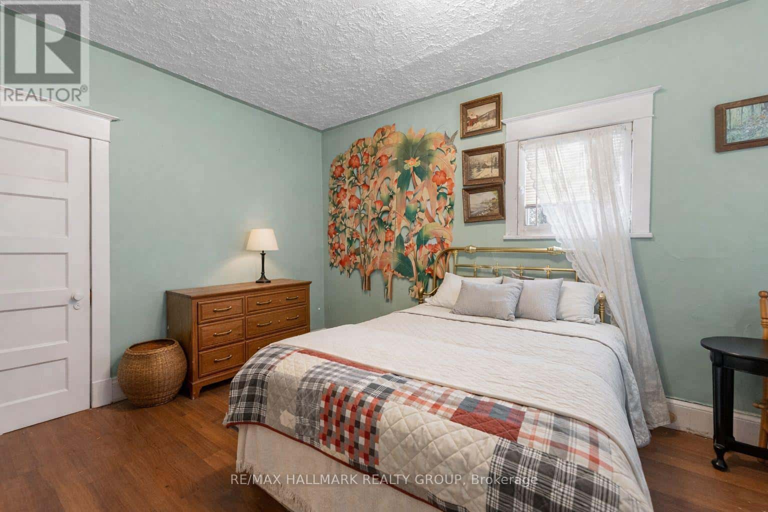 702 FRONT STREET — Pembroke - Photo 5 of 13