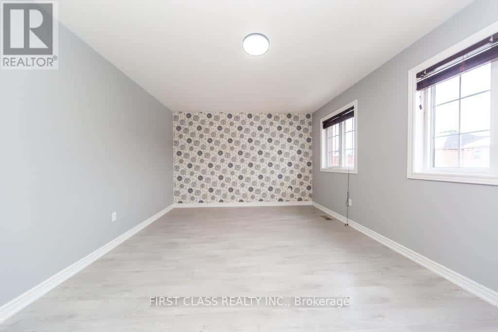 Mississauga (Churchill Meadows) — Mississauga (Churchill Meadows) - Photo 2 of 130