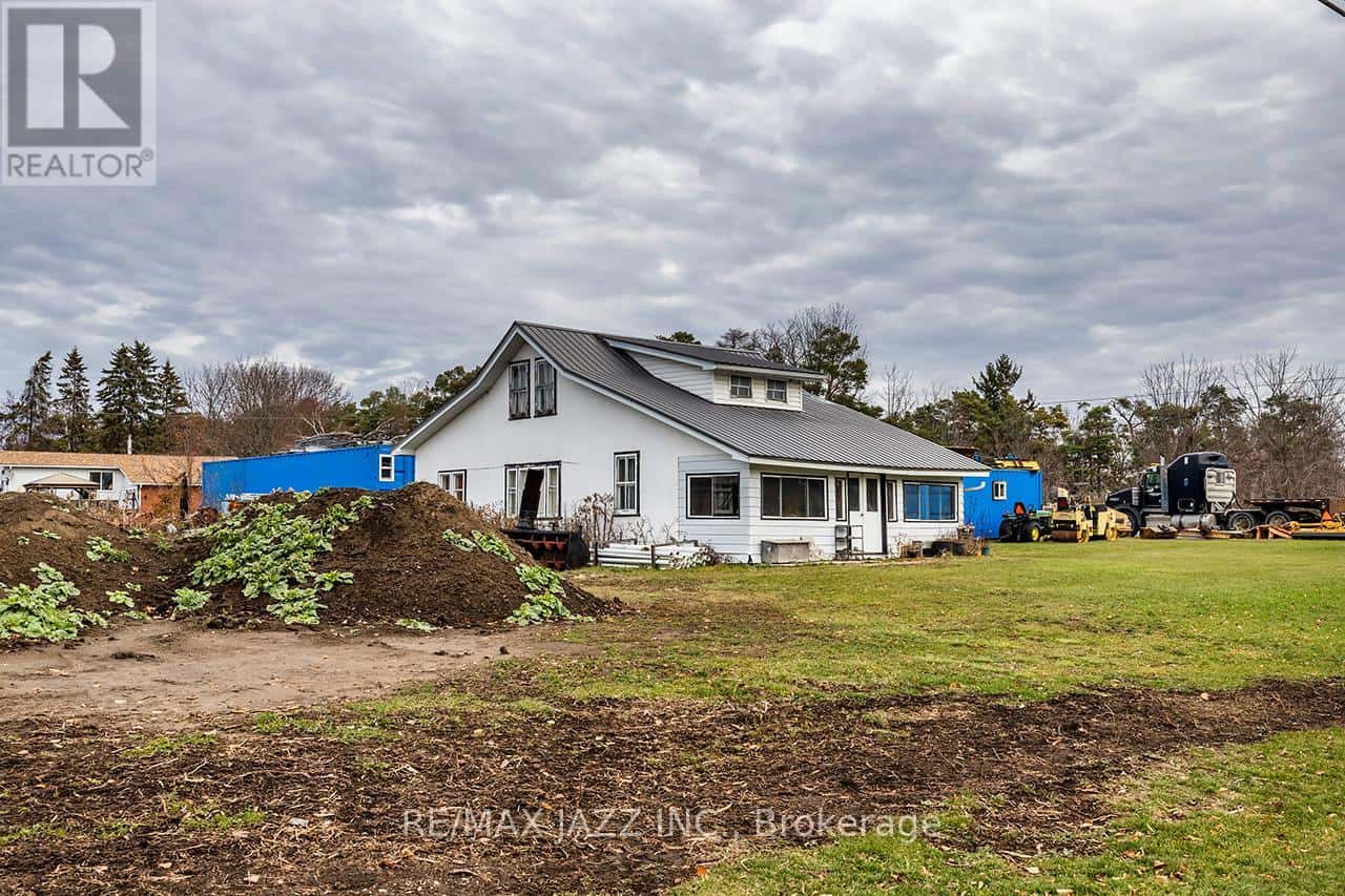 Brock (Beaverton) — Brock (Beaverton) - Photo 3 of 21