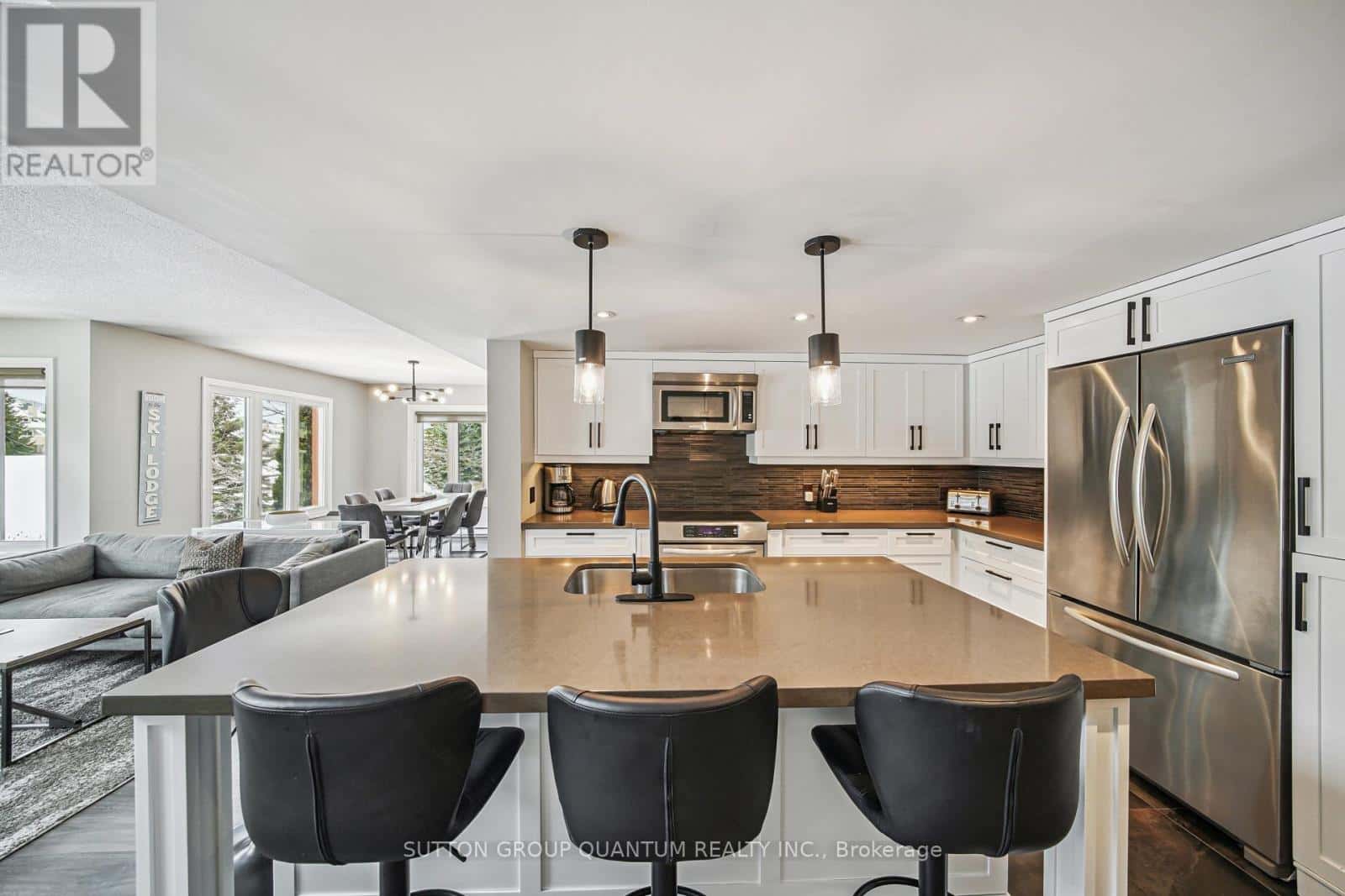 Blue Mountains — Blue Mountains - Photo 5 of 32