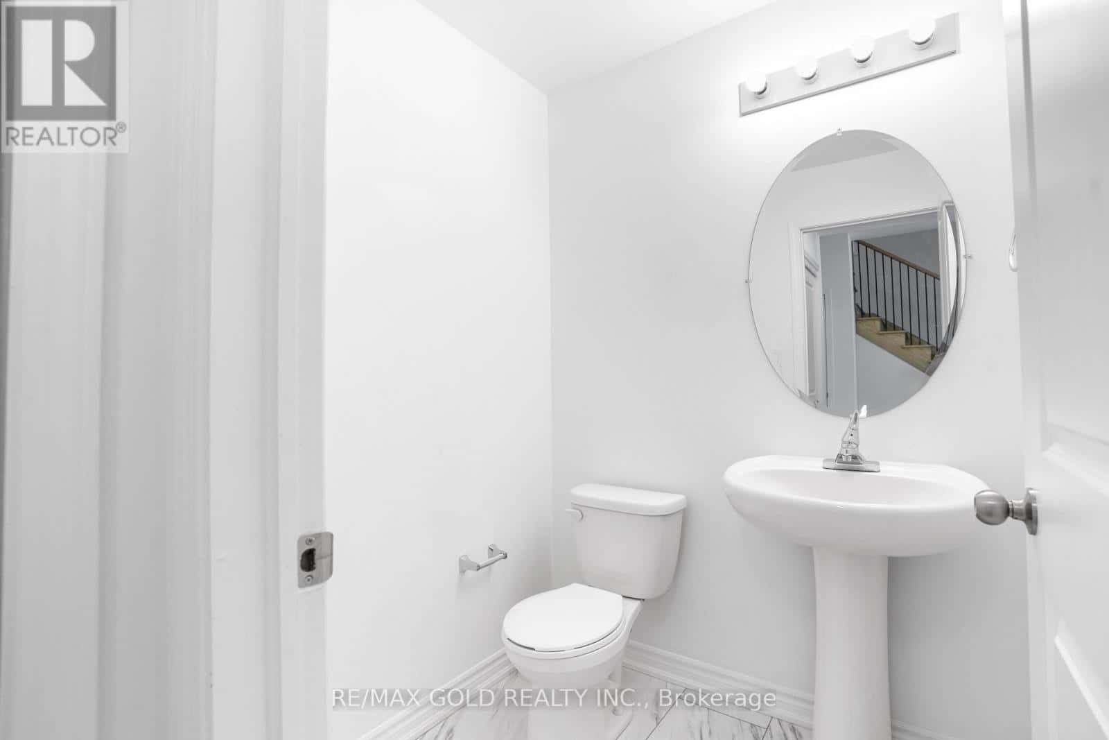 222 PILKINGTON STREET — Thorold (Allanburg/Thorold South), Ontario - Photo 4 of 35