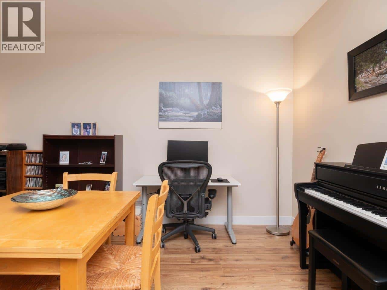 706 189 NATIONAL AVENUE — Vancouver, British Columbia - Photo 5 of 36