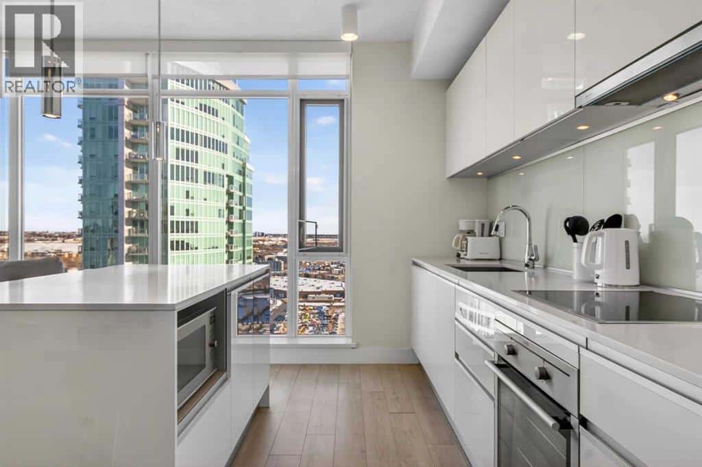 Calgary — Calgary - Photo 2 of 33