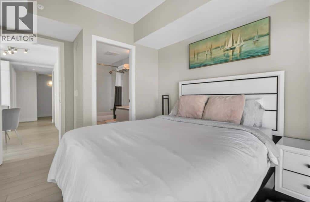 Calgary — Calgary - Photo 5 of 33