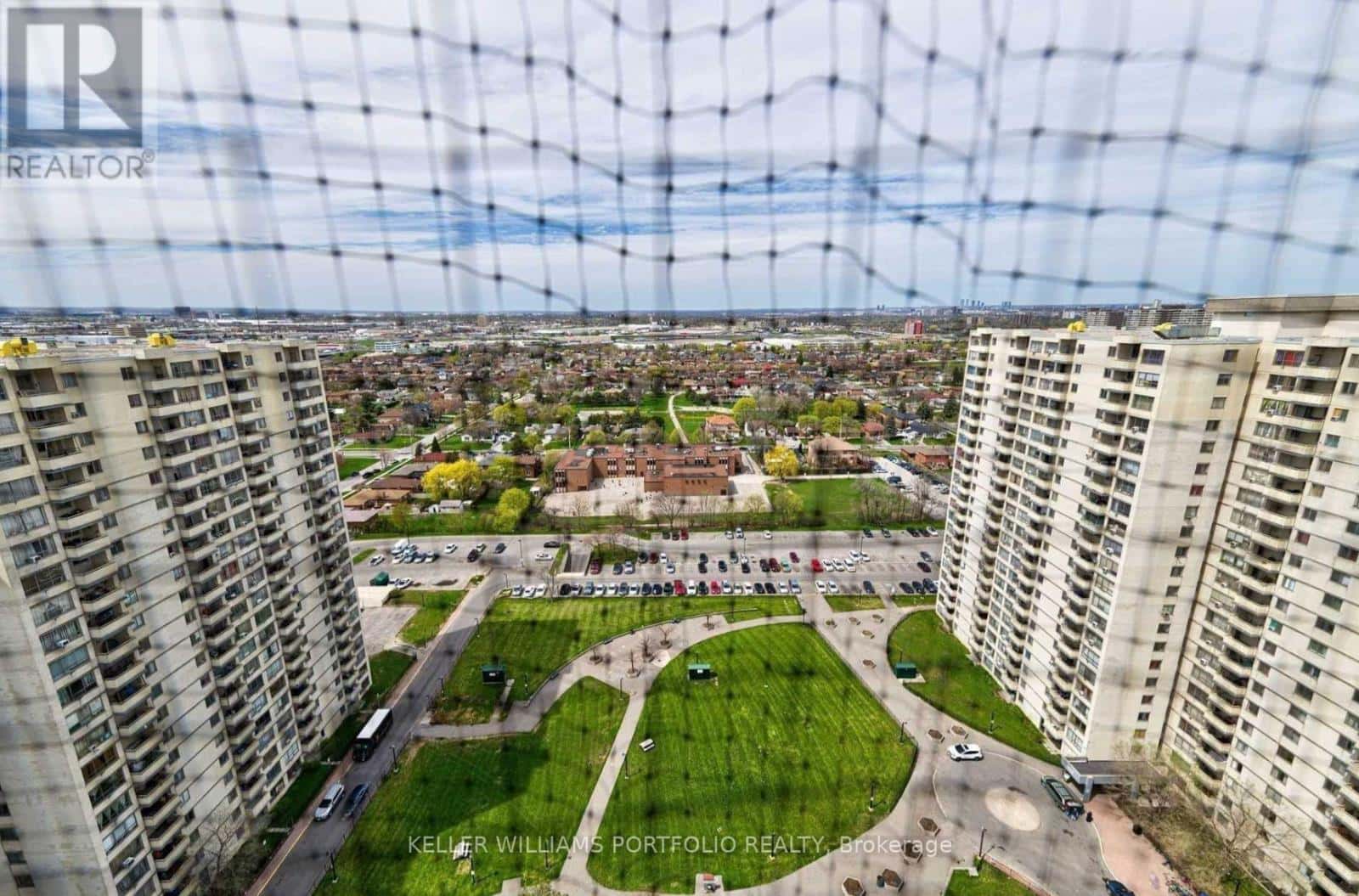 Toronto (Kingsview Village-The Westway) — Toronto (Kingsview Village-The Westway) - Photo 4 of 9