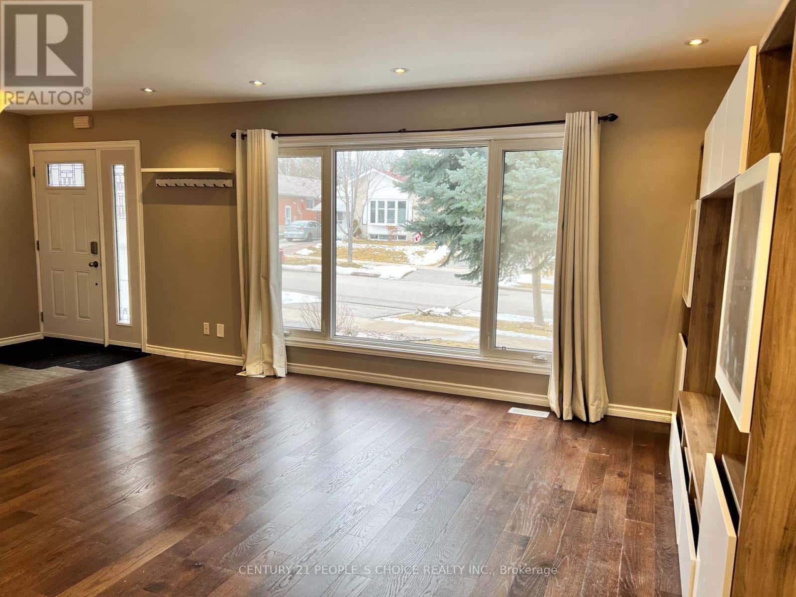 Toronto (Woburn) — Toronto (Woburn) - Photo 5 of 12