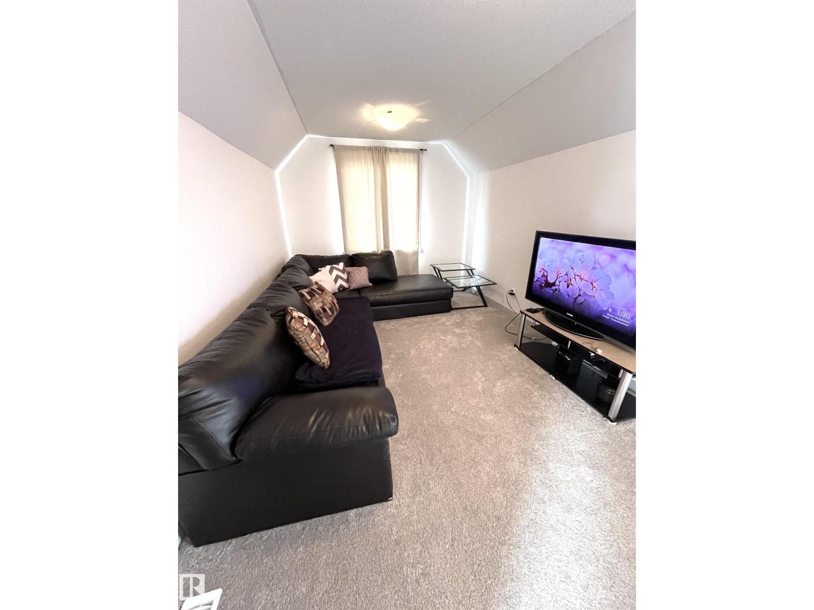 Edmonton — Edmonton - Main photo