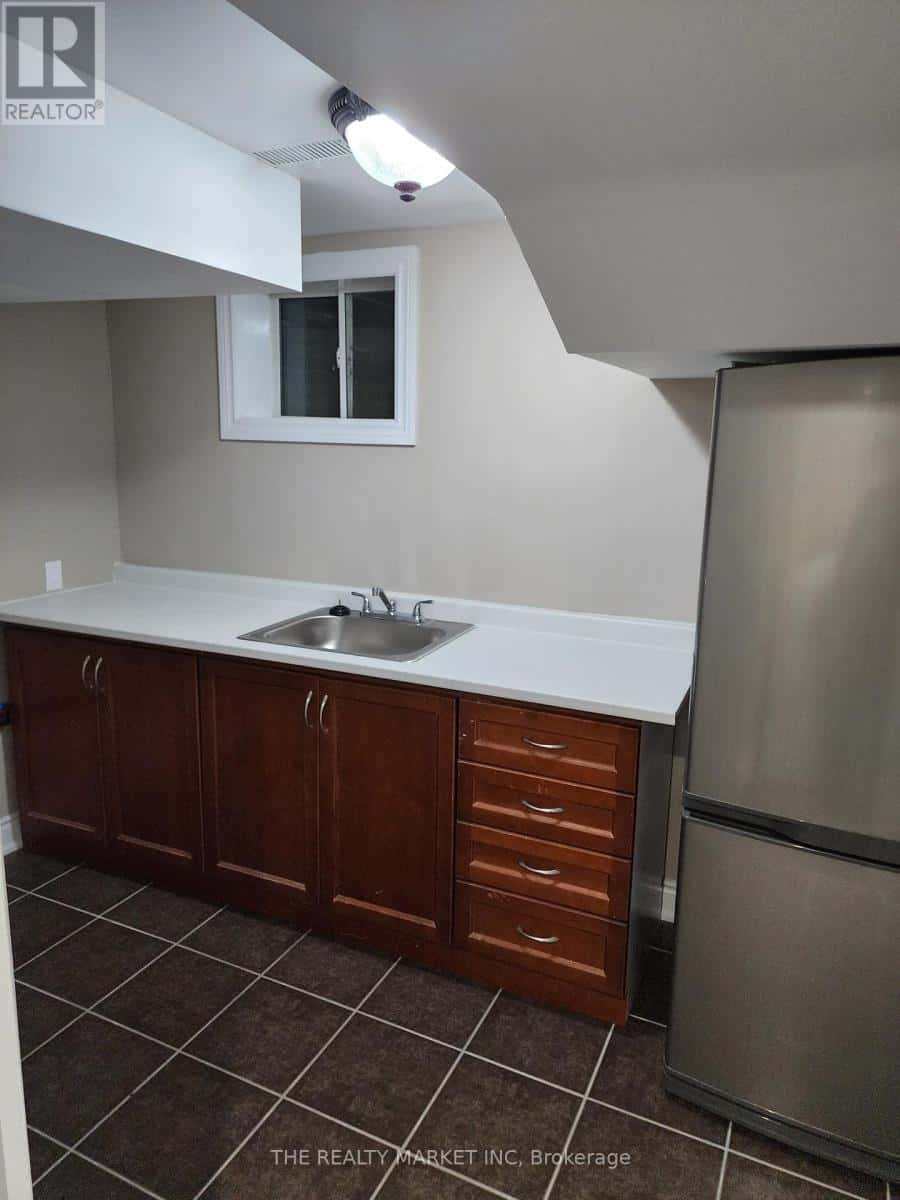 Property - Photo 3 of 17