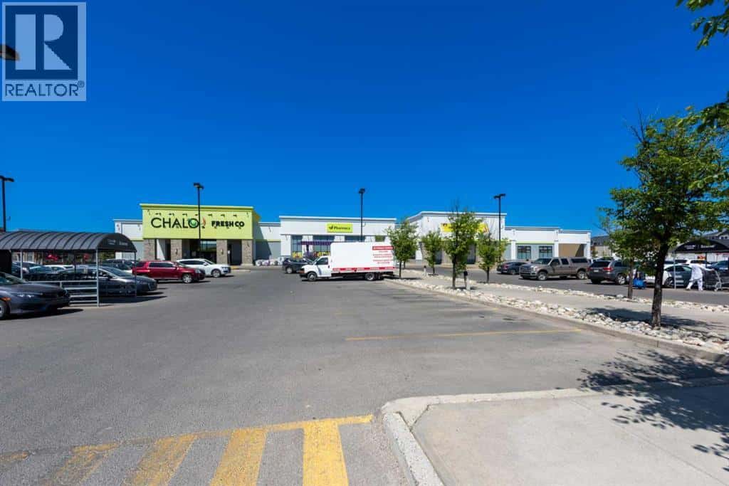 Calgary — Calgary - Photo 4 of 39