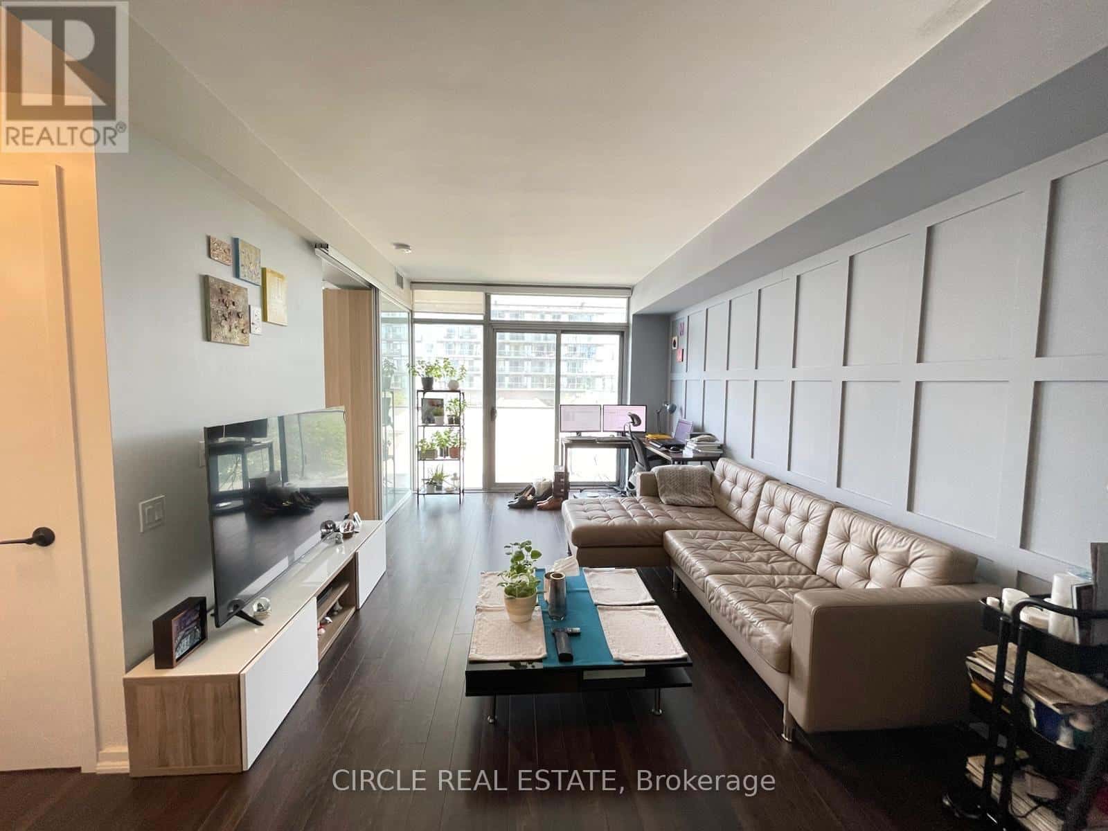 Toronto (High Park-Swansea) — Toronto (High Park-Swansea) - Photo 3 of 14