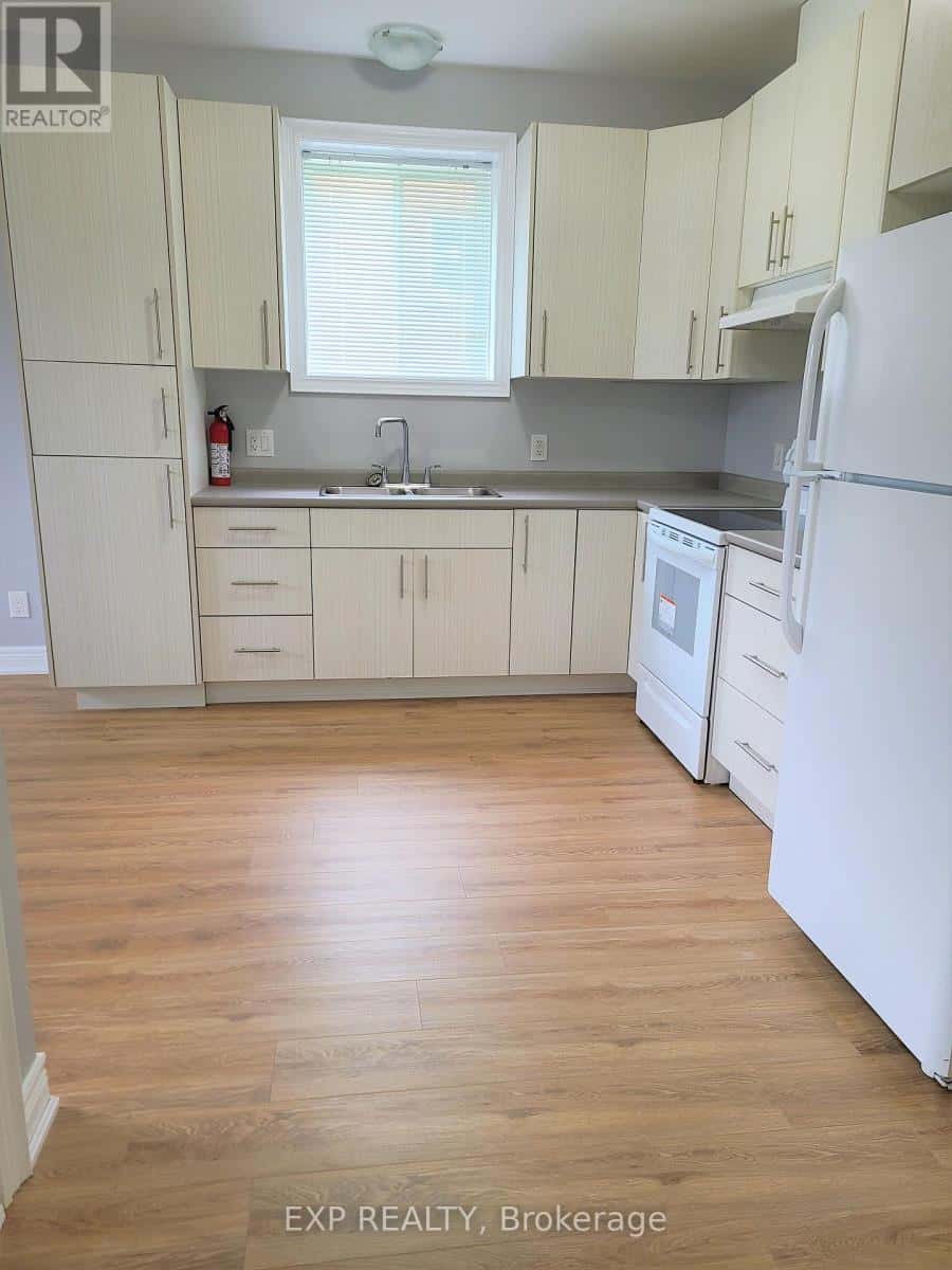 Welland (N. Welland) — Welland (N. Welland) - Photo 4 of 16