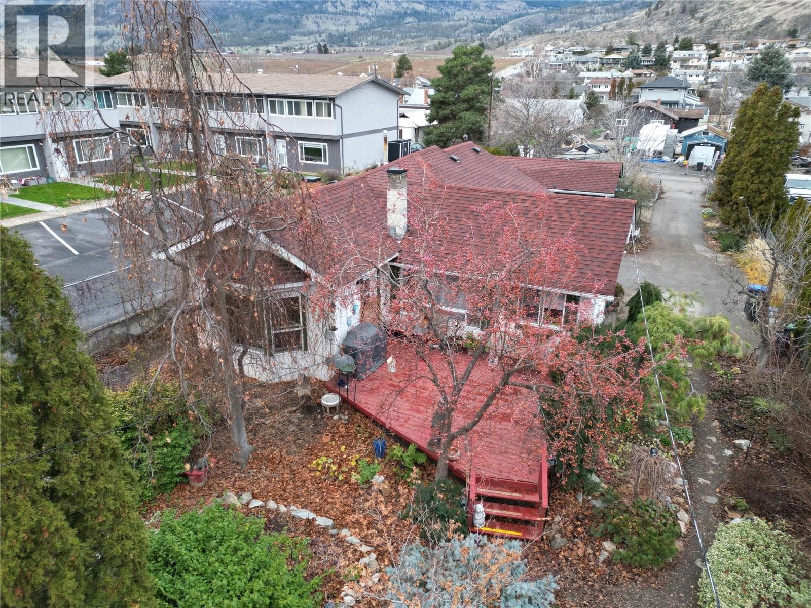 5826 Main Street — Oliver, British Columbia - Main photo