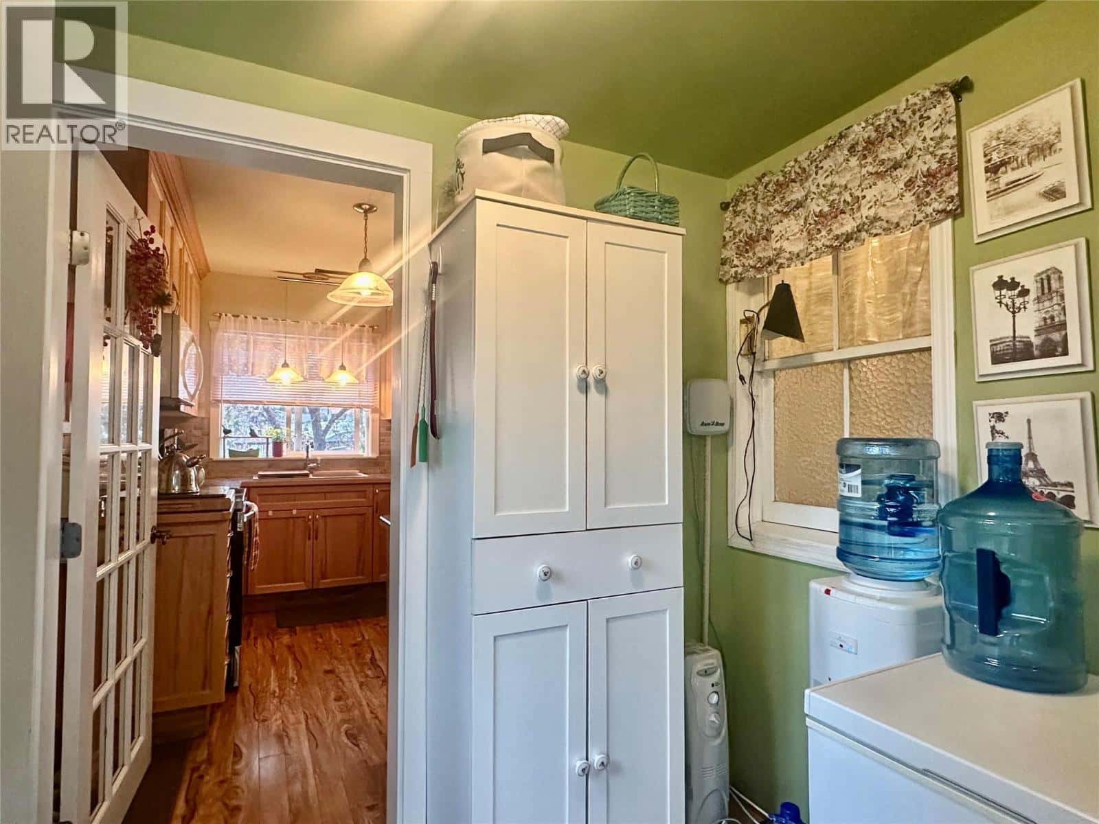 5826 Main Street — Oliver, British Columbia - Photo 3 of 33