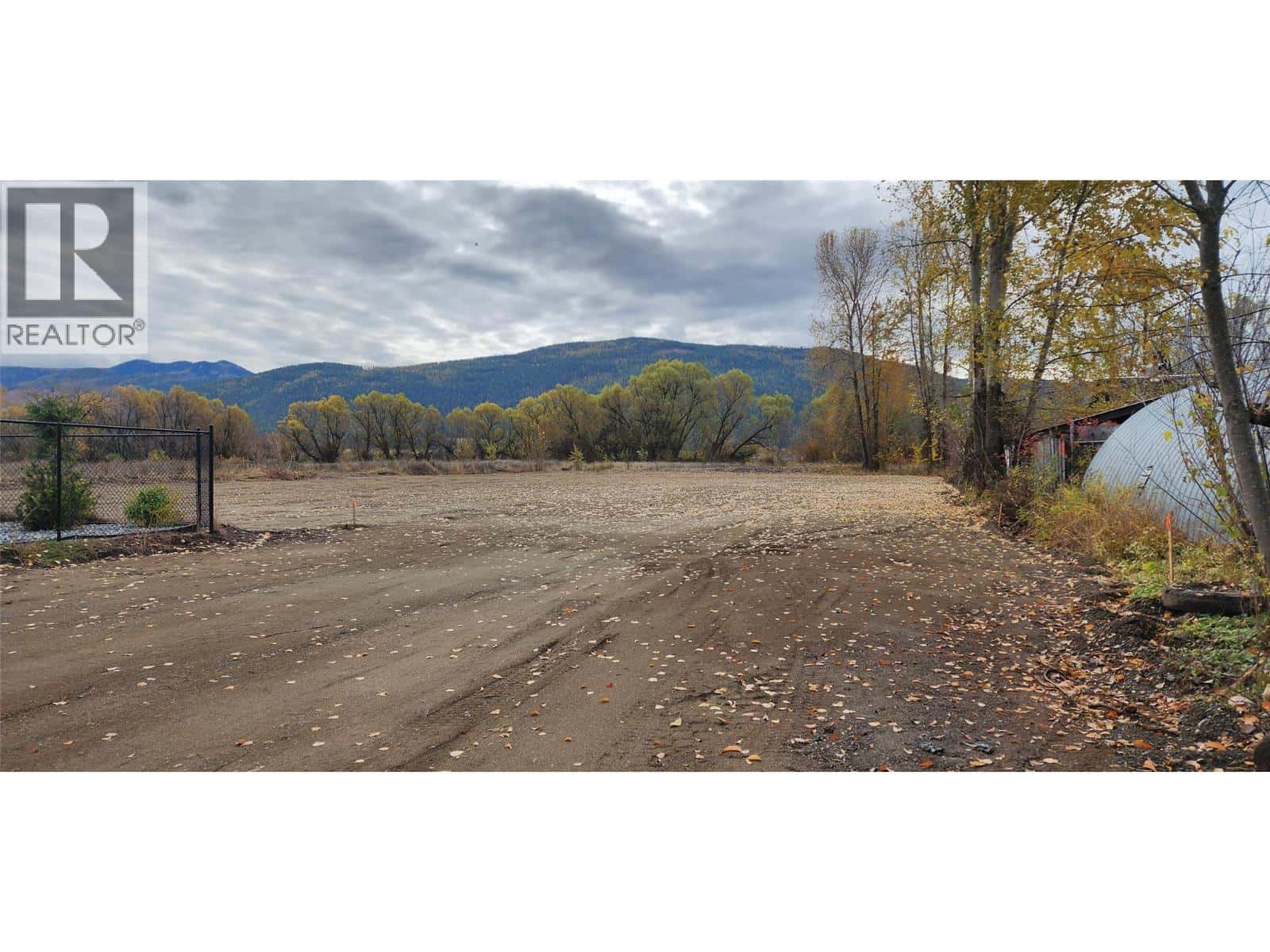 1800 Vernon Street — Lumby - Photo 3 of 11