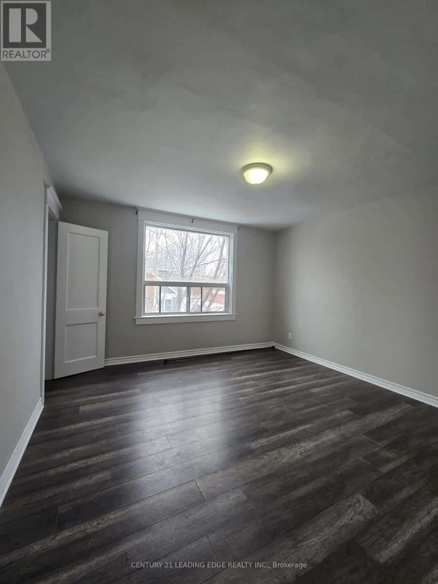 2A KIMBOURNE AVENUE — Toronto (Danforth Village-East York) - Photo 5 of 18