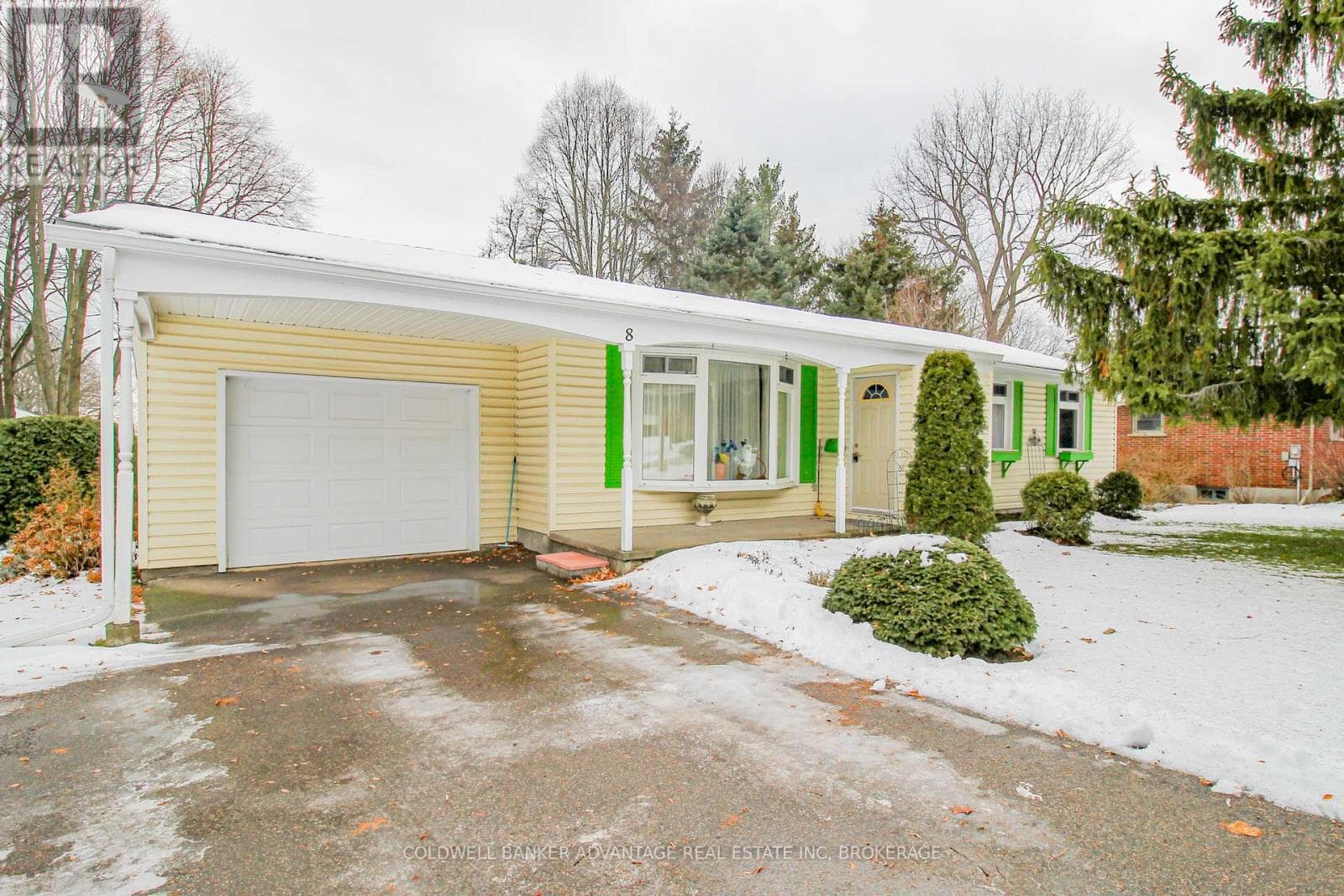 8 BIGELOW CRESCENT — Pelham (Fonthill), Ontario - Main photo