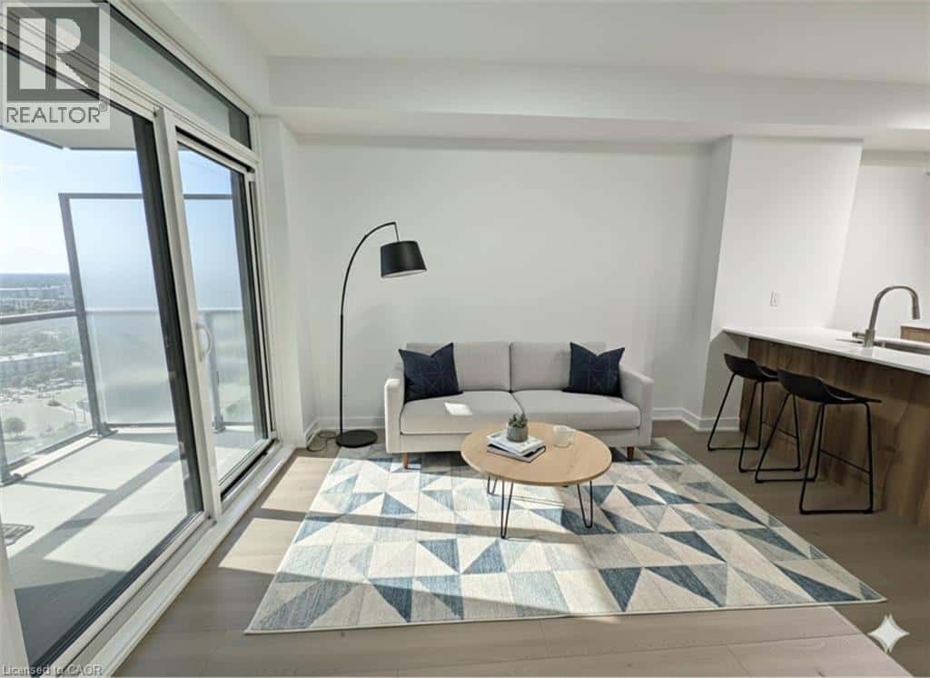 Kitchener — Kitchener - Photo 3 of 45