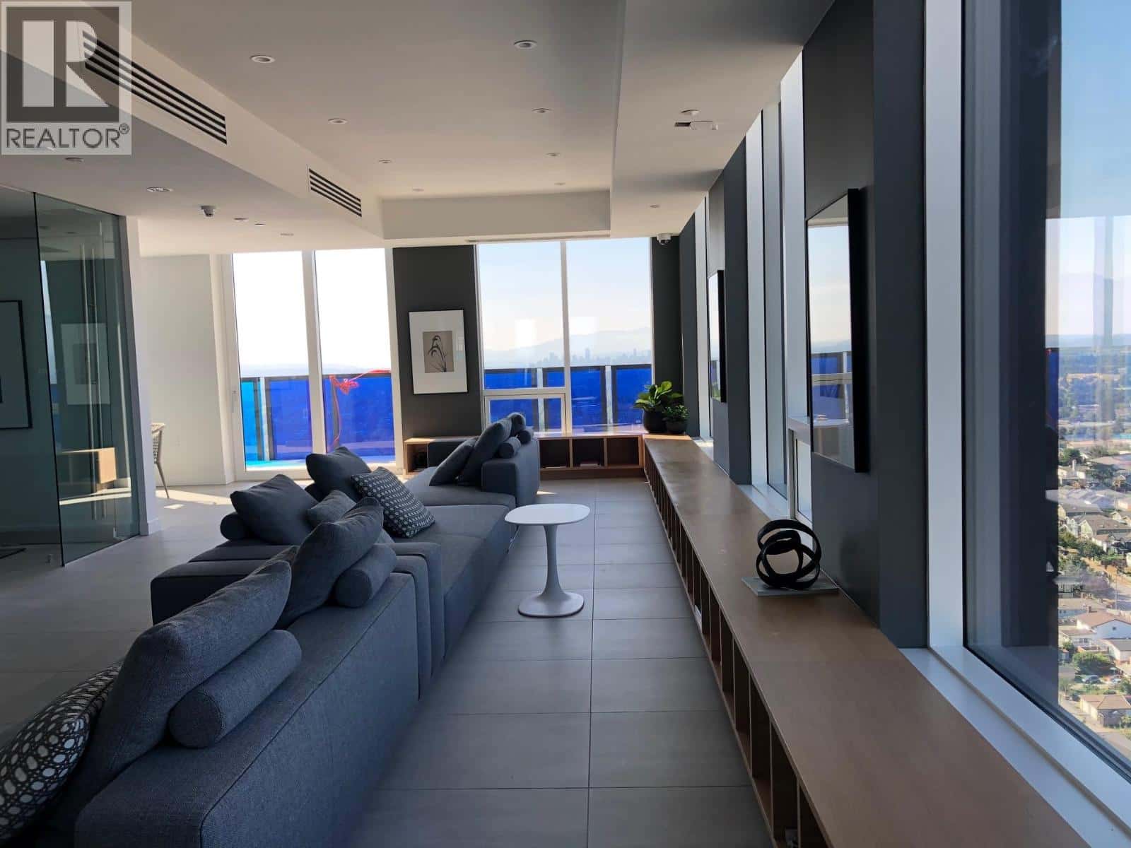 2602 5058 JOYCE STREET — Vancouver - Photo 5 of 39