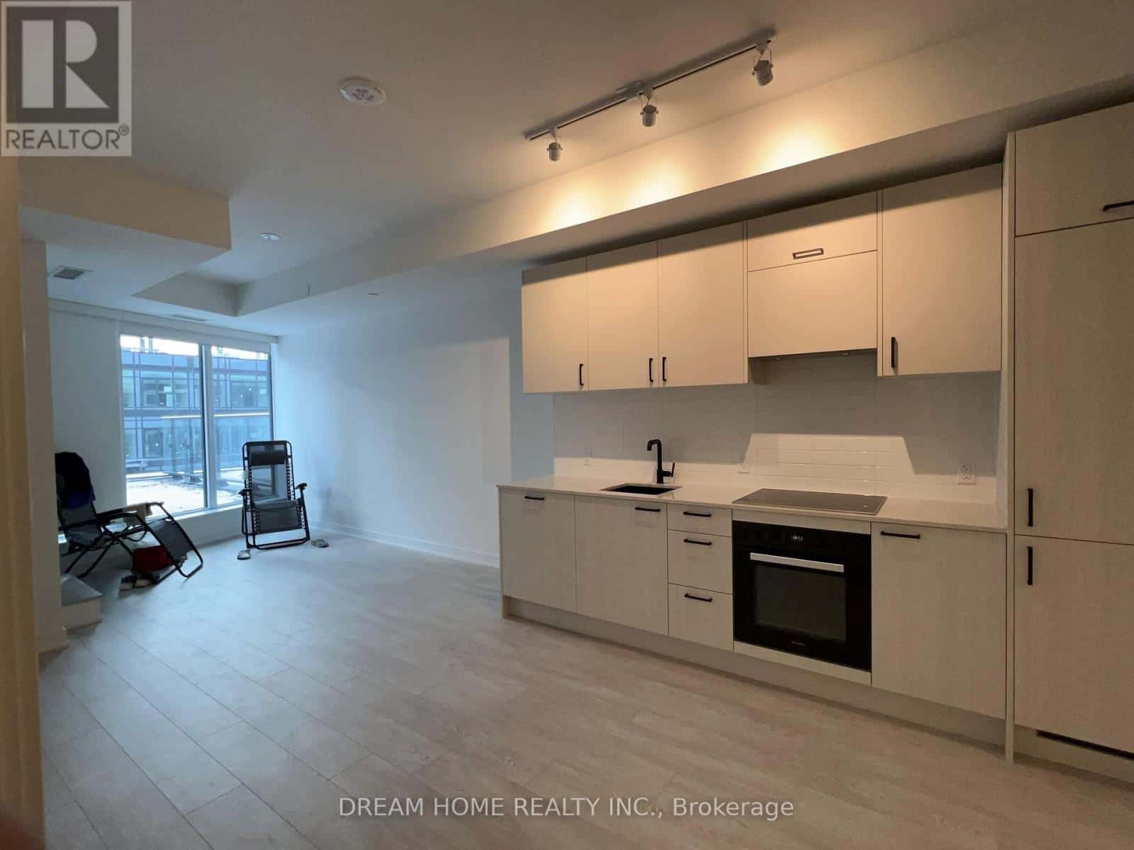 Toronto (Banbury-Don Mills) — Toronto (Banbury-Don Mills) - Photo 5 of 15