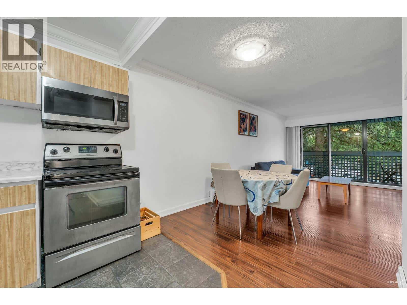 Coquitlam — Coquitlam - Photo 2 of 30