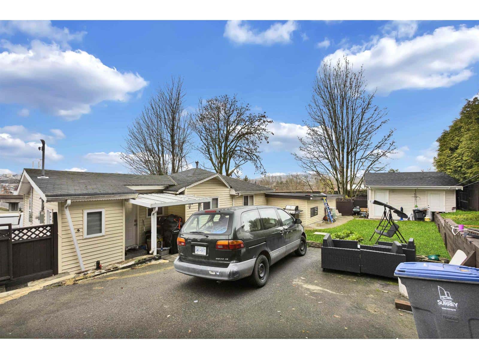 Surrey — Surrey - Photo 3 of 35