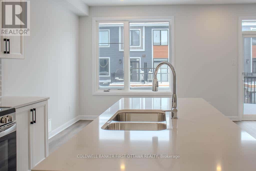 415 SILVERBERRY PRIVATE — Ottawa - Photo 4 of 22