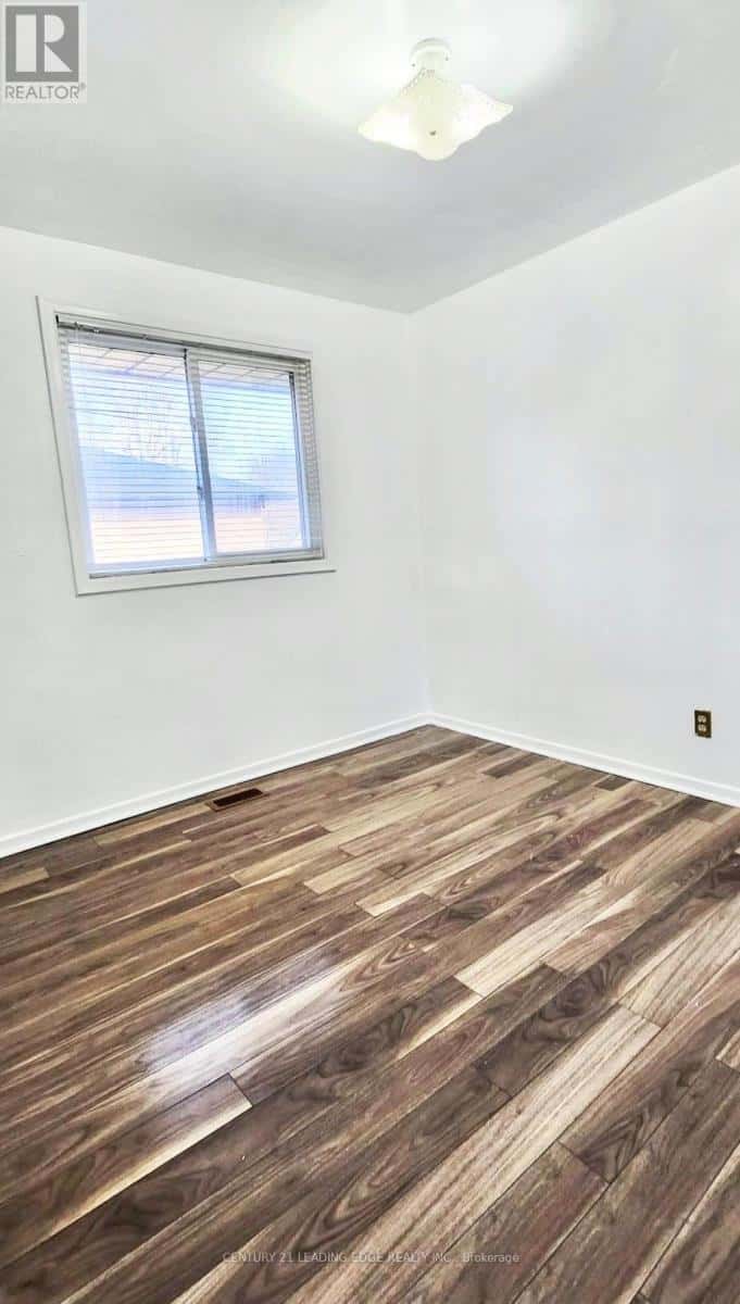 Toronto (West Hill) — Toronto (West Hill) - Photo 2 of 15