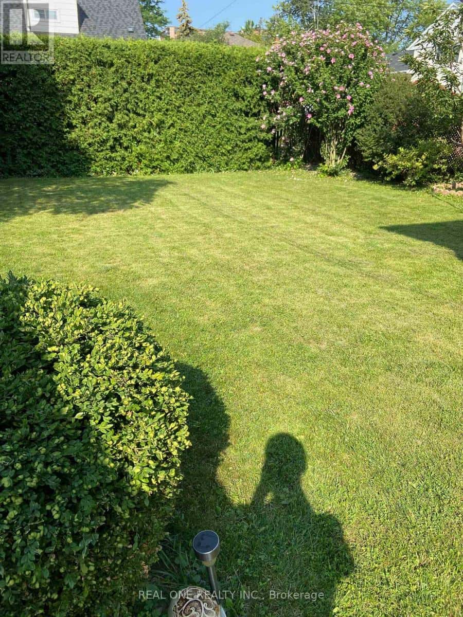 Toronto (Wexford-Maryvale) — Toronto (Wexford-Maryvale) - Photo 4 of 15