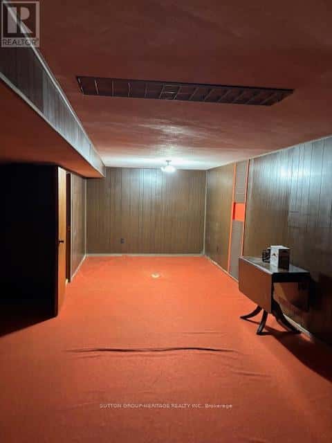 Whitby (Brooklin) — Whitby (Brooklin) - Photo 5 of 32