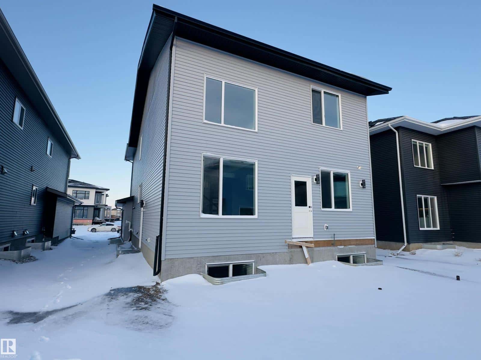 2745 62 AV — Rural Leduc County, Alberta - Photo 5 of 34